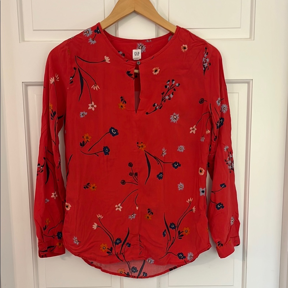 GAP Red Floral Long-Sleeve Keyhole Blouse